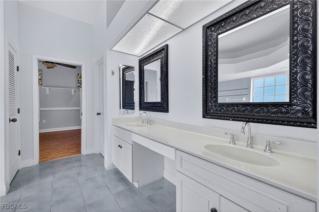 property at 11592 Timberline Cir