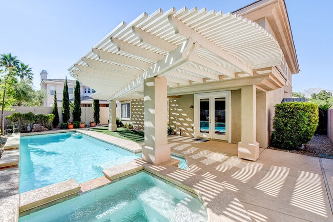 property at 520 Proud Eagle Ln