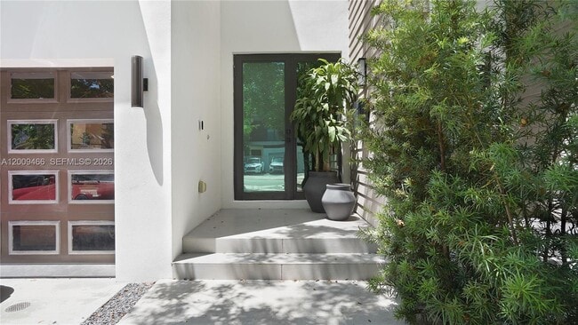 1371 SW 22nd Terrace in Miami, FL - Building Photo - Building Photo