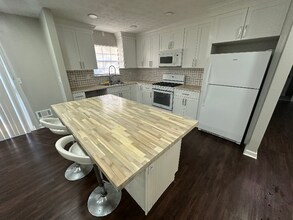 1234 Decatur in Decatur, GA - Foto de edificio - Building Photo