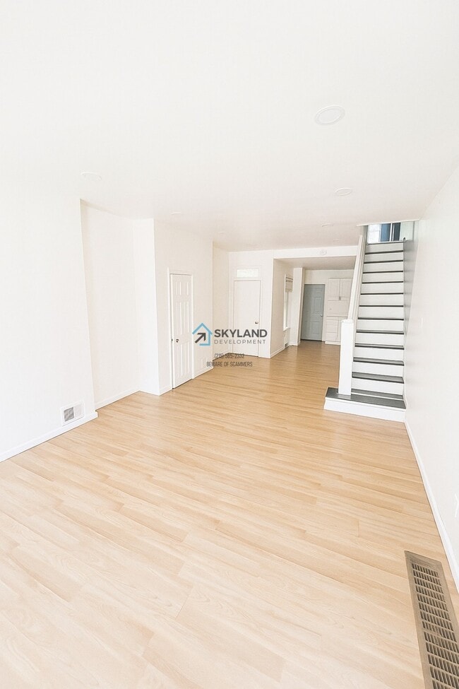 property at 1923 N Ringgold St