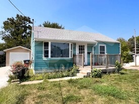 3846 48th Pl in Des Moines, IA - Building Photo
