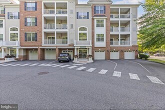 224 Breeders Cup Dr in Cherry Hill Township, NJ - Building Photo - Building Photo