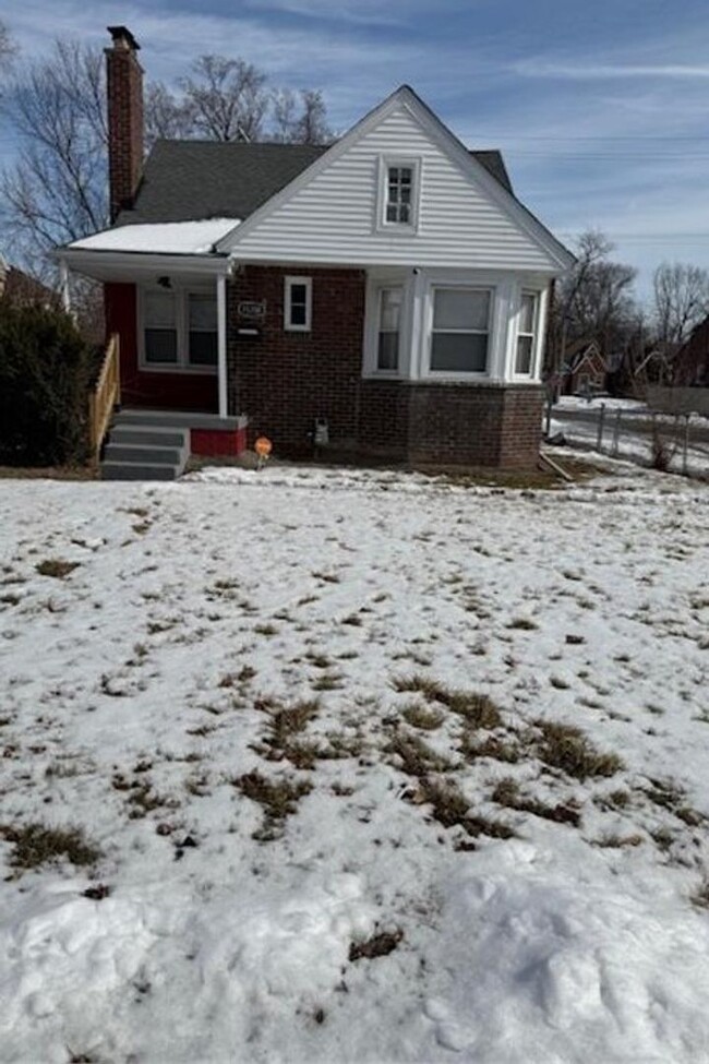 property at 15700 Greenfield Rd