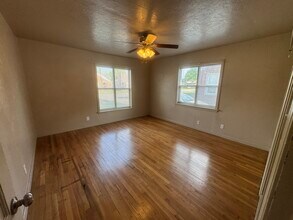 1012 S Ellison Ave in El Reno, OK - Building Photo - Building Photo