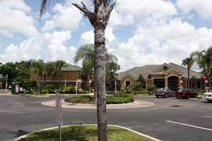 Royal Palm Key Apartments