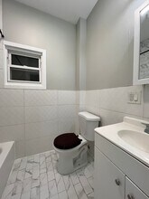 5 Morton Pl, Unit 2 in Jersey City, NJ - Building Photo - Building Photo