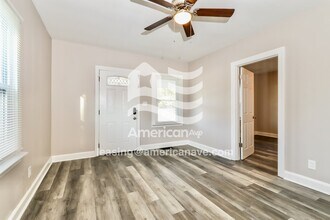 1038 Lincoln Ave in Louisville, KY - Foto de edificio - Building Photo