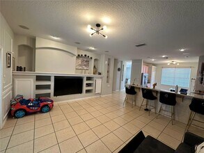 2721 Athens Dr in Leesburg, FL - Foto de edificio - Building Photo