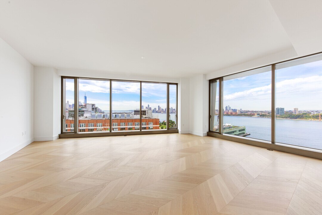 500 W 18th St in New York, NY - Building Photo
