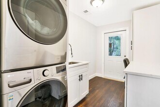 413 36th St in West Palm Beach, FL - Foto de edificio - Building Photo