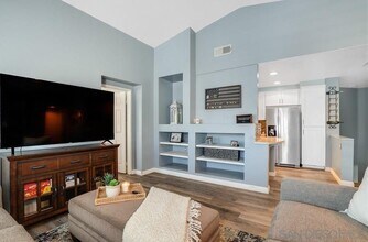 1138 De Leon Dr in Chula Vista, CA - Building Photo - Building Photo