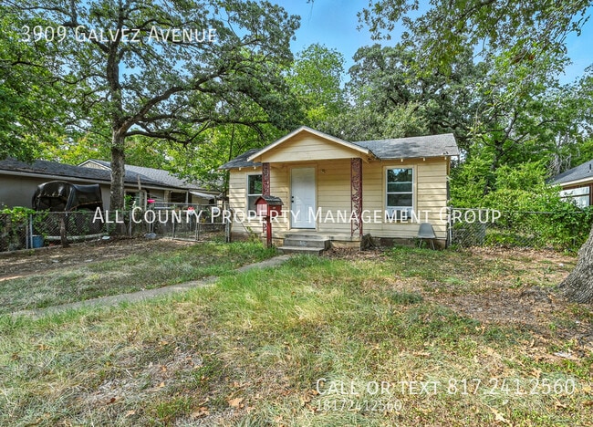 3909 Galvez Ave in Fort Worth, TX - Building Photo - Building Photo