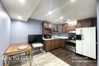 4410 Radisson Crescent in Mississauga, ON - Building Photo - Building Photo