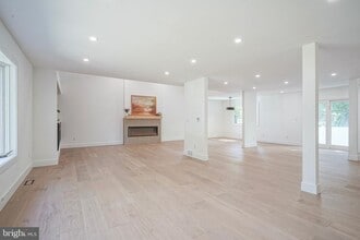 316 Farmdale Rd in Moorestown, NJ - Building Photo - Building Photo