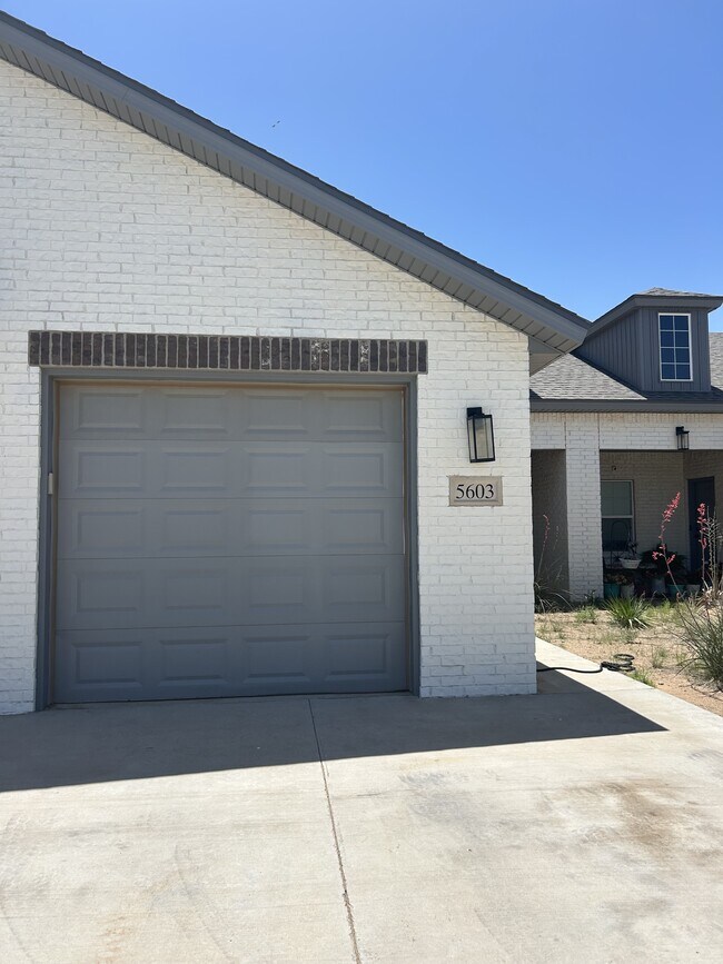 property at 5603 Lehigh St