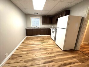 643 Allegheny St in Follansbee, WV - Building Photo - Building Photo