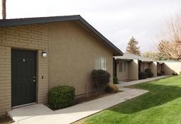 7808 N Laurelglen Blvd in Bakersfield, CA - Building Photo