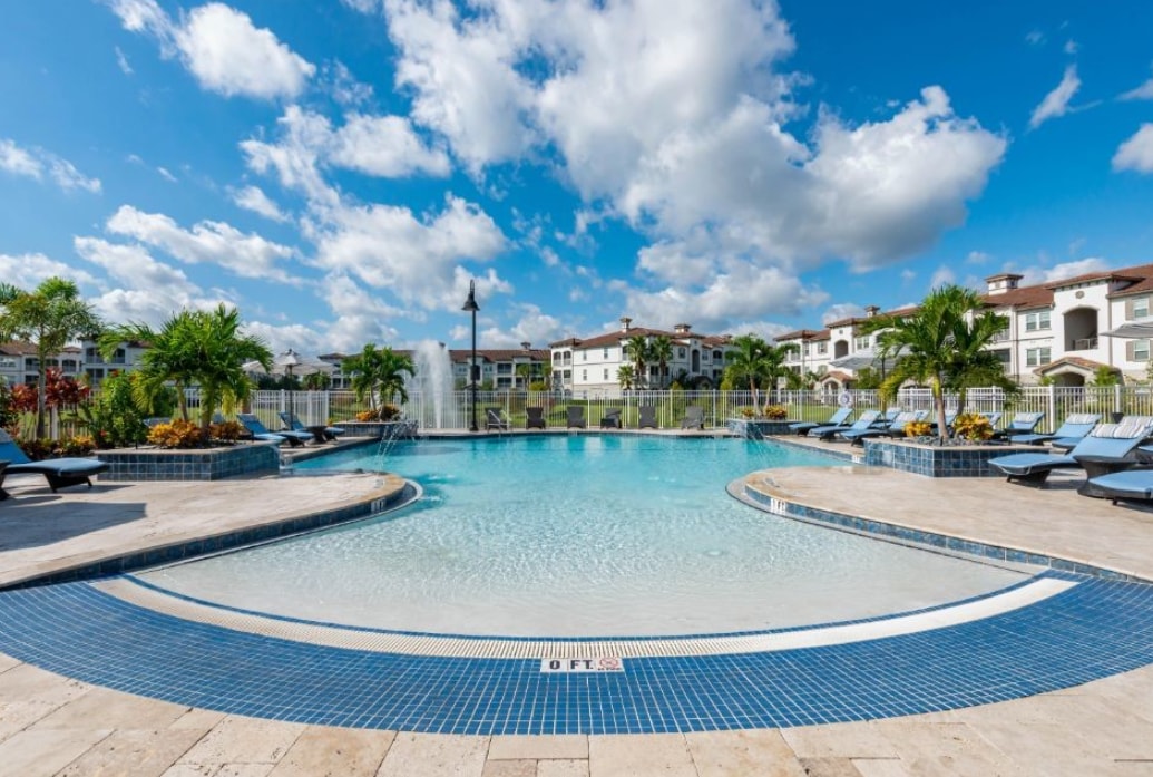 Casa Mirella in Windermere, FL - Foto de edificio