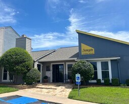 Stonegate in Abilene, TX - Building Photo