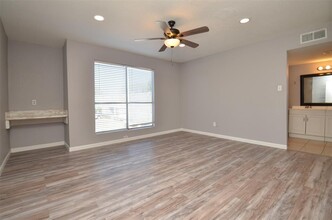 781 Country Pl Dr in Houston, TX - Building Photo - Building Photo