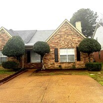6893 Snyder Rd in Memphis, TN - Building Photo