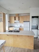 244 Selby St in Nanaimo, BC - Building Photo - Building Photo