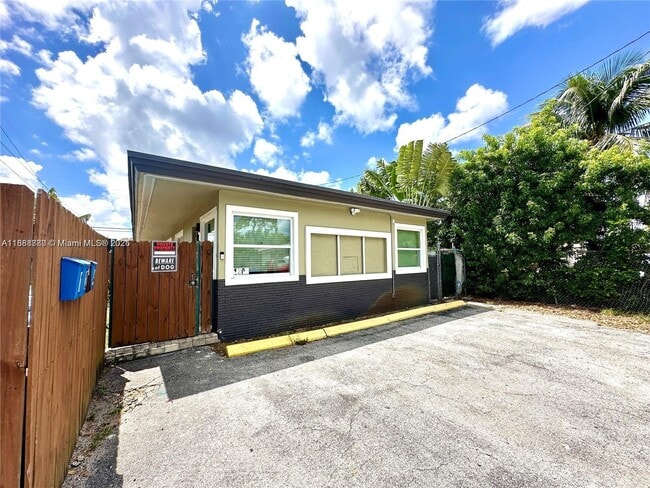 property at 1201 NE 5th Ave