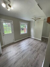 422-426 Cedar Dr in Coraopolis, PA - Building Photo - Building Photo