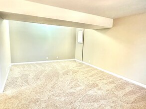 17029 Sprague St in Omaha, NE - Building Photo - Building Photo