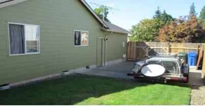 4274 Glencoe St NE in Salem, OR - Building Photo - Building Photo
