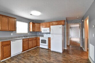 304 Keeneland Dr in Elizabethtown, KY - Building Photo - Building Photo