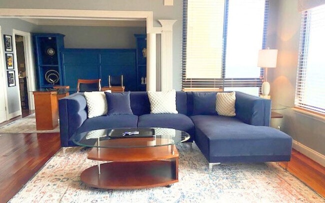 3481 Lakeside Dr NE in Atlanta, GA - Foto de edificio - Building Photo