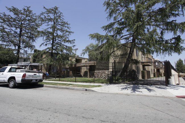 The Eldorado Apartments in North Hollywood, CA - Foto de edificio - Building Photo