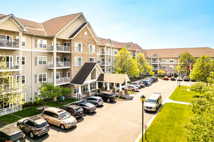 Applewood Pointe Apartments