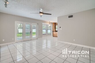 1017 Gammage Point in Oviedo, FL - Building Photo - Building Photo