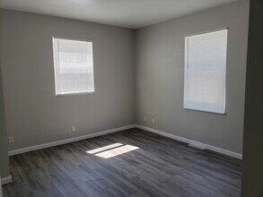 106 Phillip Ave in Norfolk, NE - Building Photo - Building Photo