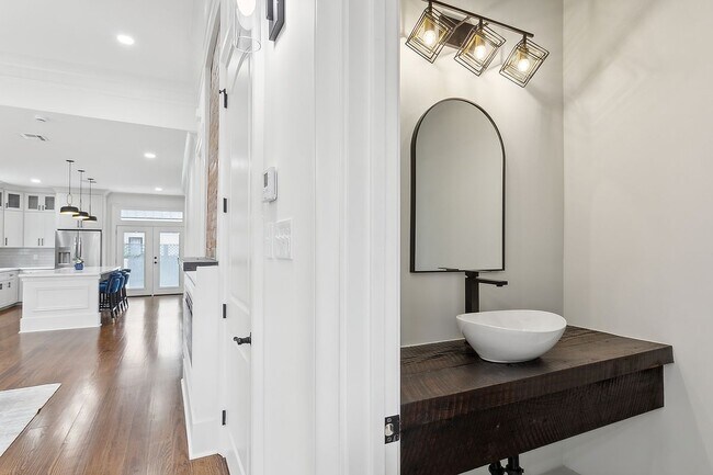 2727 Marais St in New Orleans, LA - Building Photo - Building Photo