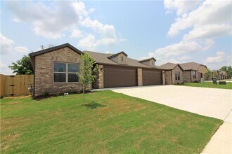 1531 Purple Finch St in Centerton, AR - Building Photo - Building Photo