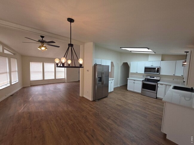 401 Gateway Ave in Fort Morgan, CO - Building Photo - Building Photo