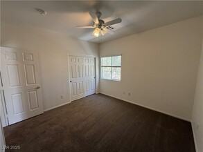 206 Heiple Ct in Henderson, NV - Building Photo - Building Photo