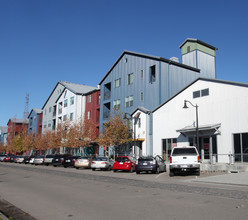 Waterfront Apartments in Petaluma, CA - Building Photo - Building Photo