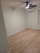 401 Trichelle St in Pasadena, TX - Foto de edificio - Building Photo