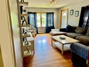 283 Magnolia St in Cranston, RI - Building Photo - Building Photo