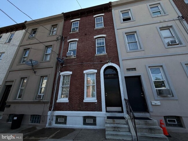 property at 2013 E Stella St