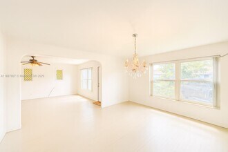 1851 Wiley St in Hollywood, FL - Building Photo - Building Photo