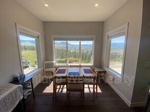 3075-3075 Vint Rd in Kelowna, BC - Building Photo - Building Photo