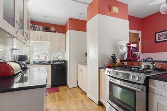26 Concord Ave in Somerville, MA - Building Photo - Building Photo
