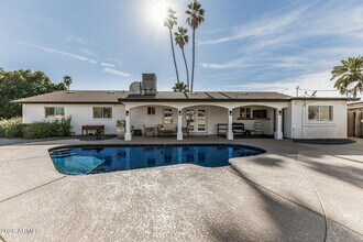 641 N Dawn Cir in Mesa, AZ - Building Photo - Building Photo