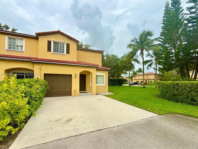 1808 SW 101st Ter in Miramar, FL - Building Photo - Building Photo